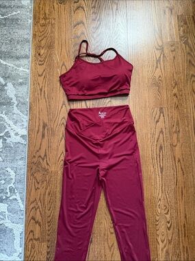 Active USA Burgundy Sports Bra and Leggings Set